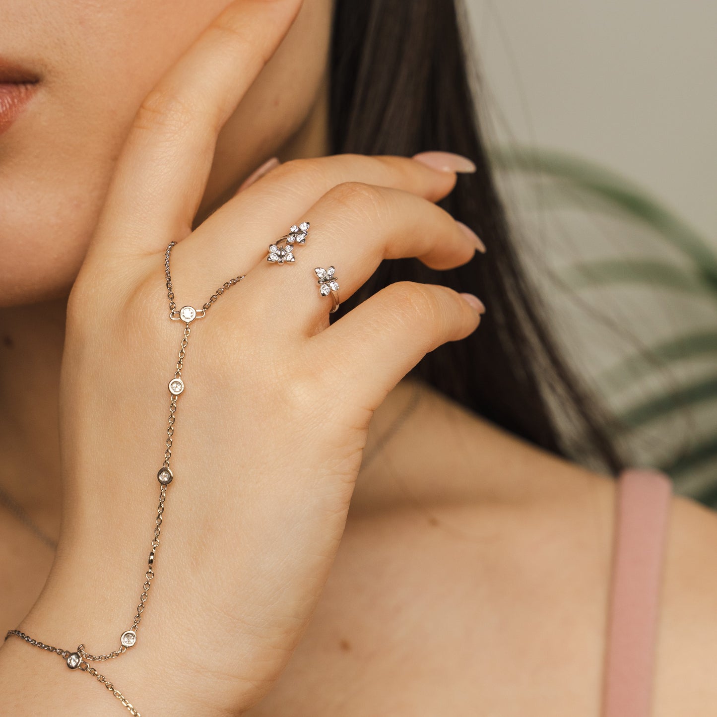 Enchanting Flutterfly™ Sterling Silver Trio Butterfly Ring image 3. The Enchanting-Flutterfly-sterling-silver-ring presented-as-a-meaningful-gift in a luxury-Bloomtine-jewellery-box. This-exquisite-choice for anniversaries or milestones symbolizes-new-beginnings and grace. Perfect-for-gifting someone-you-adore, the-image-showcases the-ring as a-complete-luxury-experience for the-modern-woman